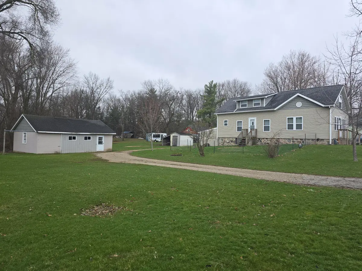 804 E State Street, Colon, MI 49040 - #1