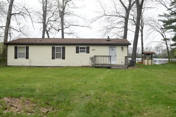 12230 Riverside Drive, WhitePigeon, MI 49099