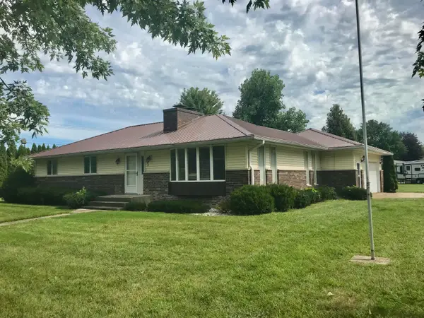 400 N Lincoln Street, WhitePigeon, MI 49099