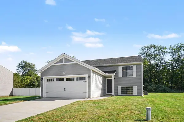 58575 Pond View Lane, ThreeRivers, MI 49093