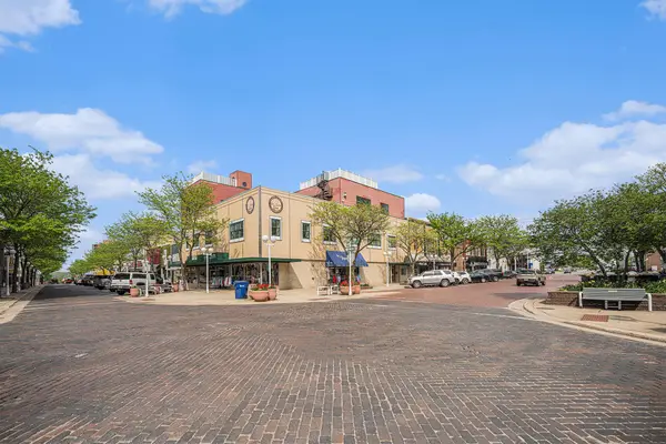 327 State Street Unit: #2, StJoseph, MI 49085