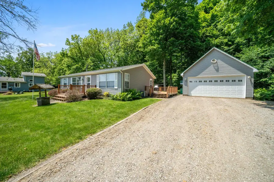 61738 Lake View Drive, Cassopolis, MI 49031 - #2
