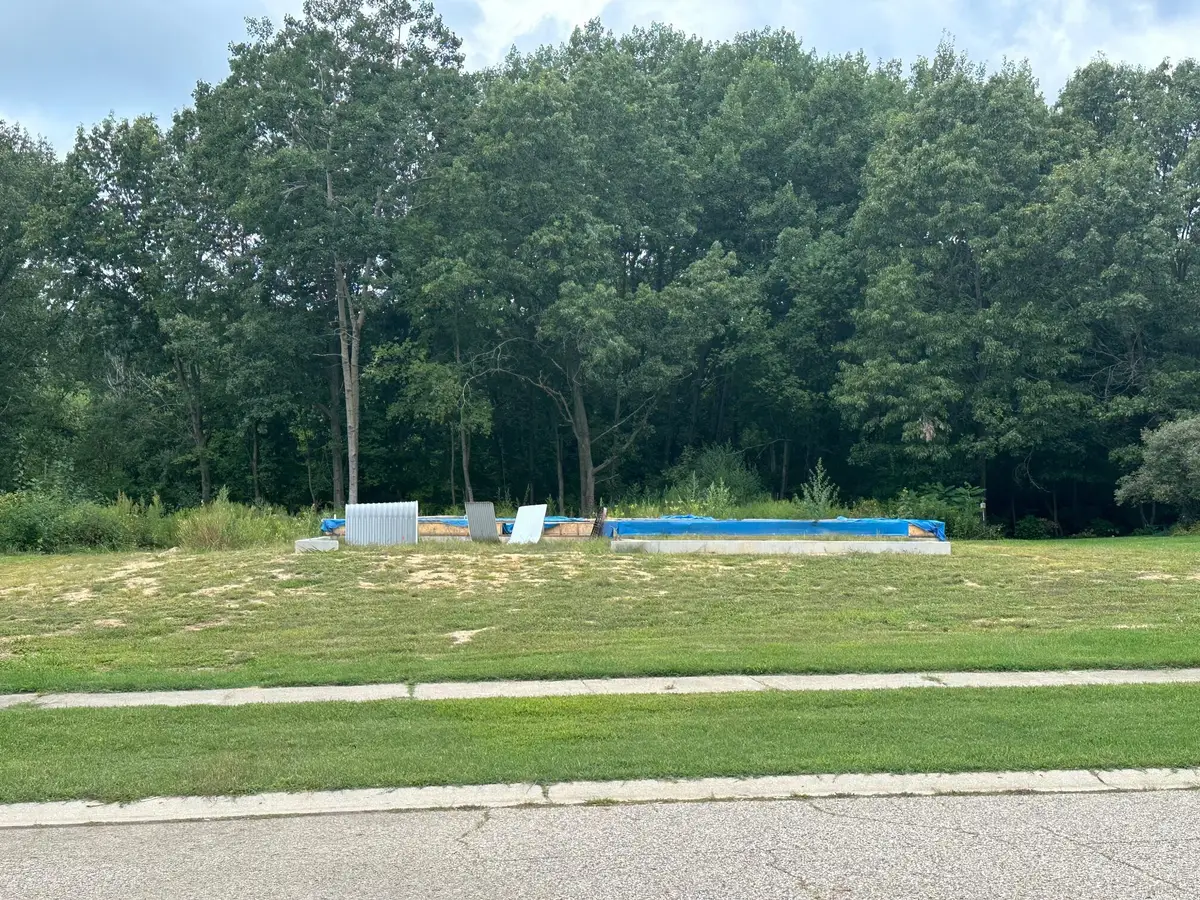 1582 Carolyn Drive, Benton, MI 49022 - #1