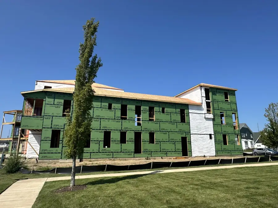 936 Sailors Way, Saint Joseph, MI 49085 - #2
