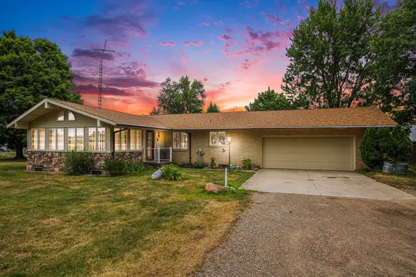 7349 E Main Street, EauClaire, MI 49111