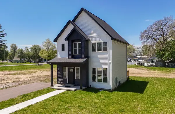 105 Lester Avenue, Dowagiac, MI 49047