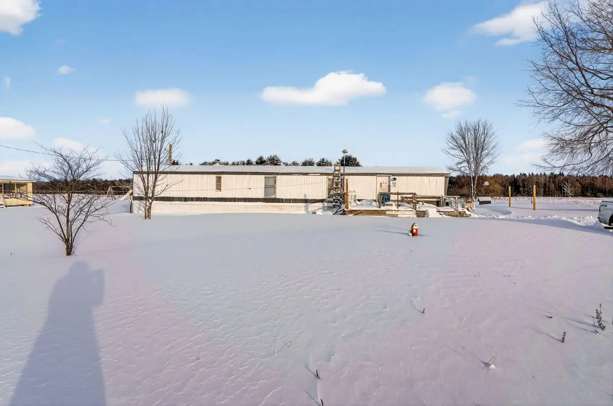 4202 N 120th Avenue, Hart, MI 49420 - #1