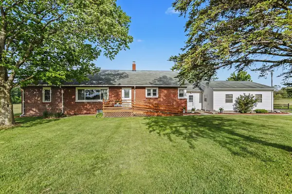 5494 Old Pipestone Road, EauClaire, MI 49111