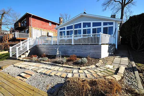 23642 S Shore Drive, Edwardsburg, MI 49112
