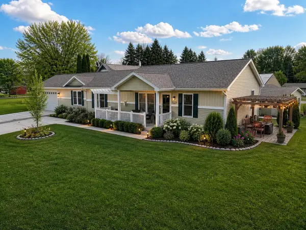 50306 Pleasant Street, Dowagiac, MI 49047