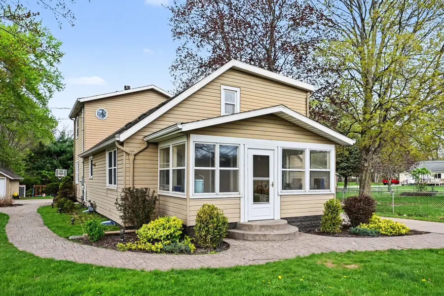 1917 E Main Street, Niles, MI 49120 - #2