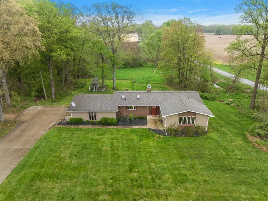 8467 Pucker Street, Berrien Center, MI 49102 - #2