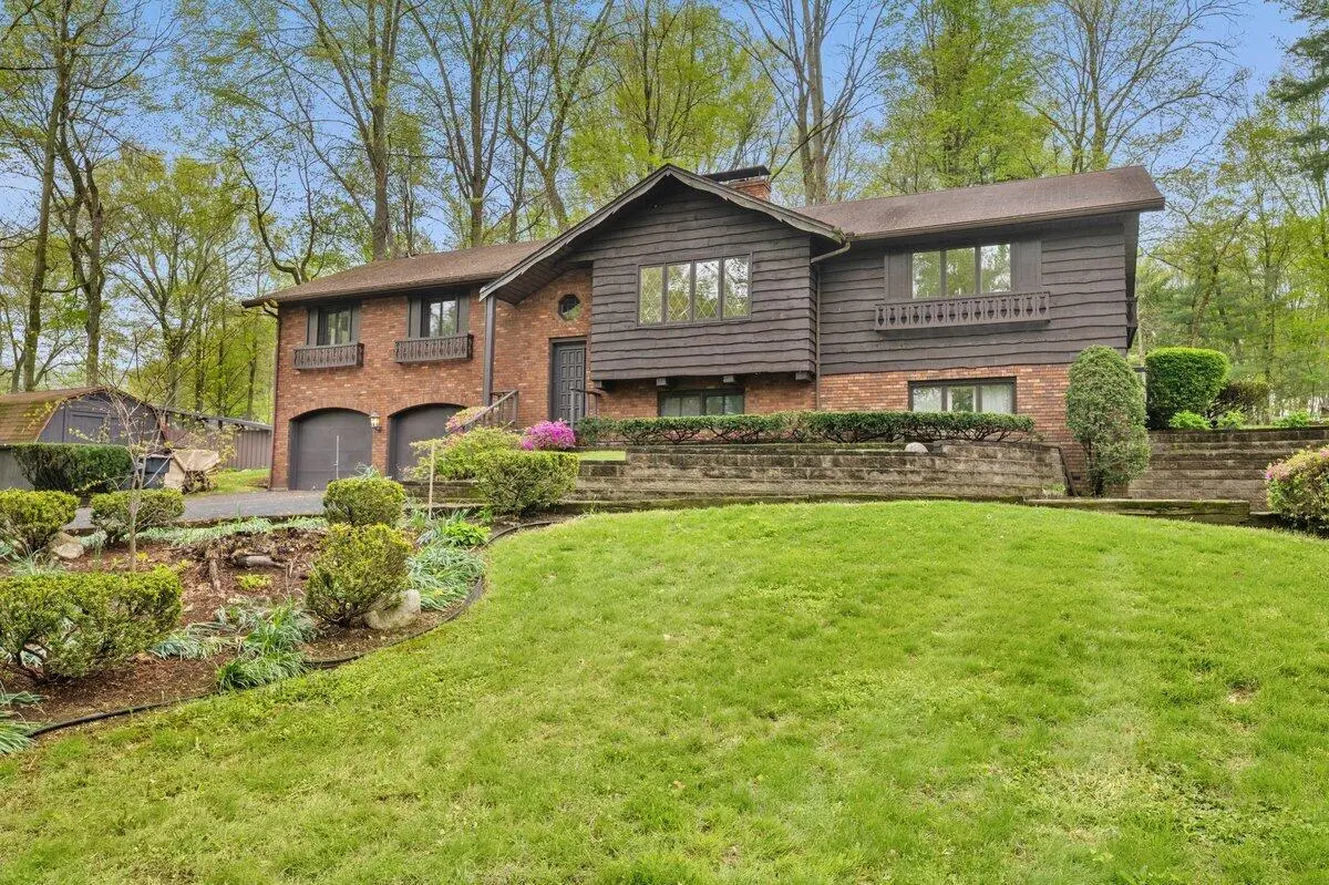 2552 Ridgewood Trail, Oronoko, MI 49103 - #1