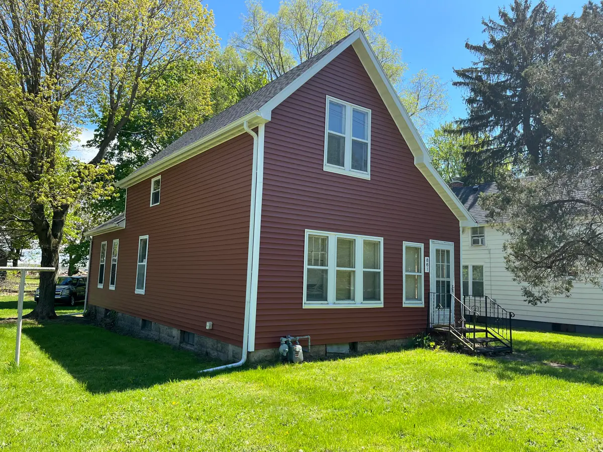 861 Paw Paw Avenue, Benton, MI 49022 - #1