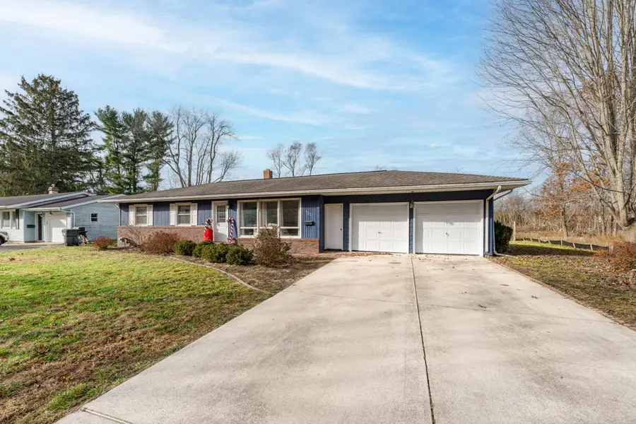 733 Hazen Street, Paw Paw, MI 49079 - #2