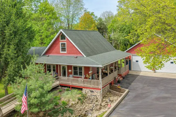 61258 Quinnesec Road, Cassopolis, MI 49031