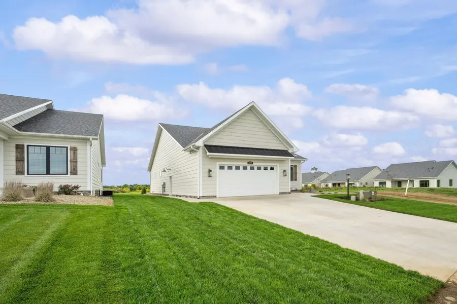 2560 Noellyn Drive, Oronoko, MI 49103 - #3