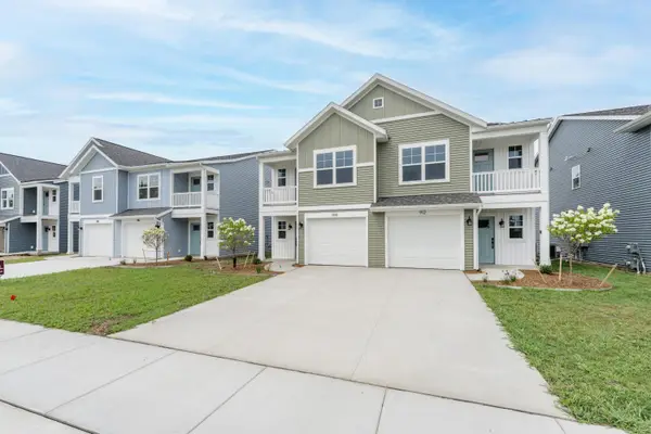 914 Indiana Avenue Unit: 14, SouthHaven, MI 49090