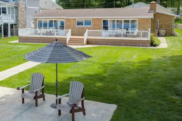 20518 Diamond Shores Drive, Cassopolis, MI 49031