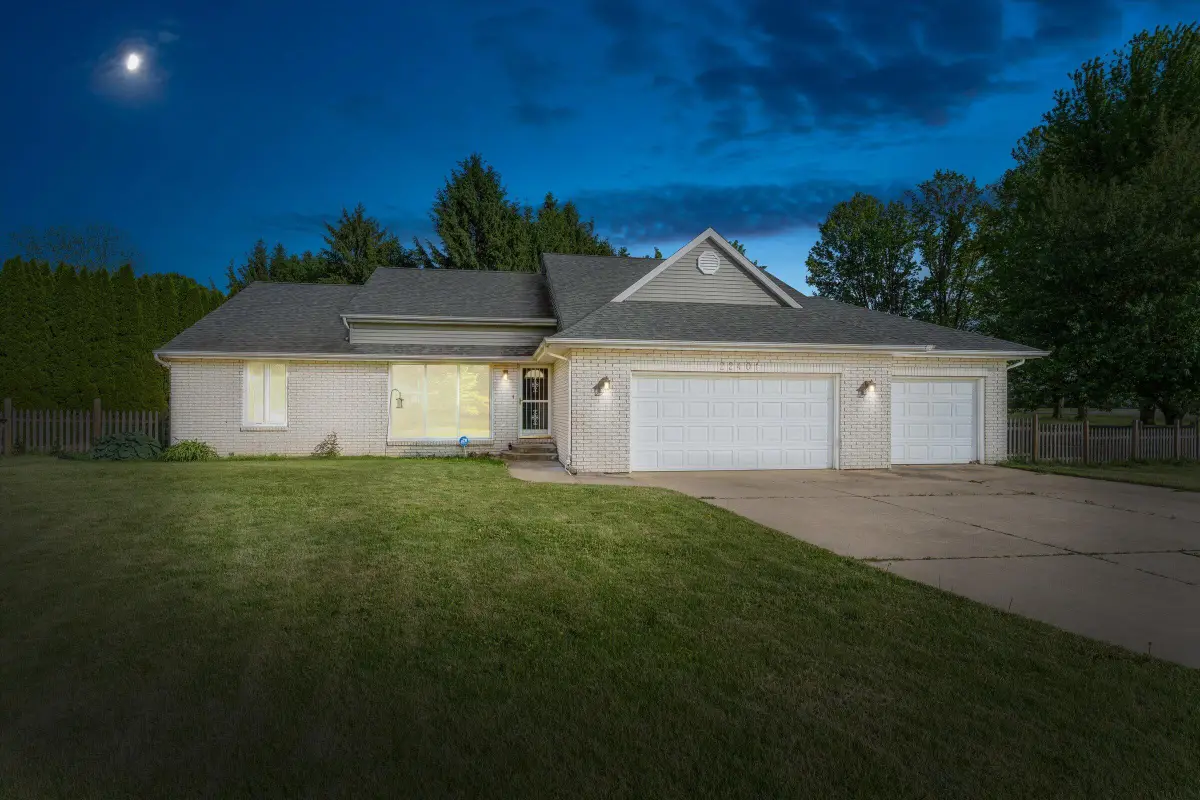 22401 Happy Drive, Cassopolis, MI 49031 - #1