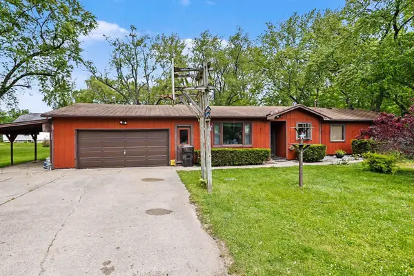 8223 Forest Beach Road, Watervliet, MI 49098