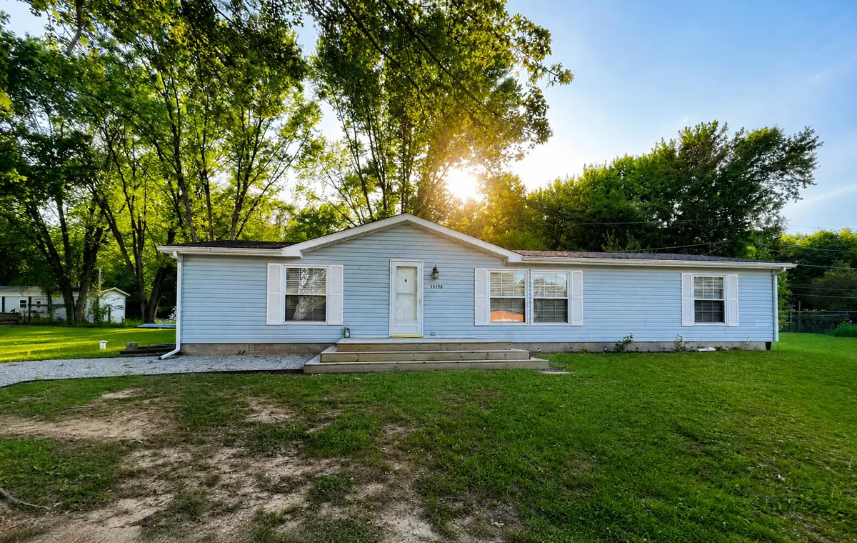 54598 Park Lane, Silver Creek, MI 49111 - #1