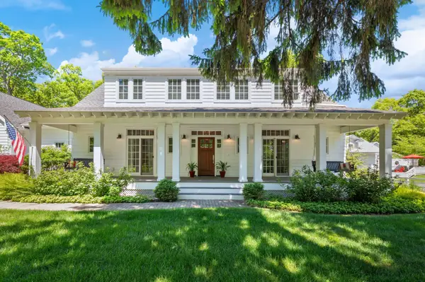 47118 Oak Avenue, GrandBeach, MI 49117