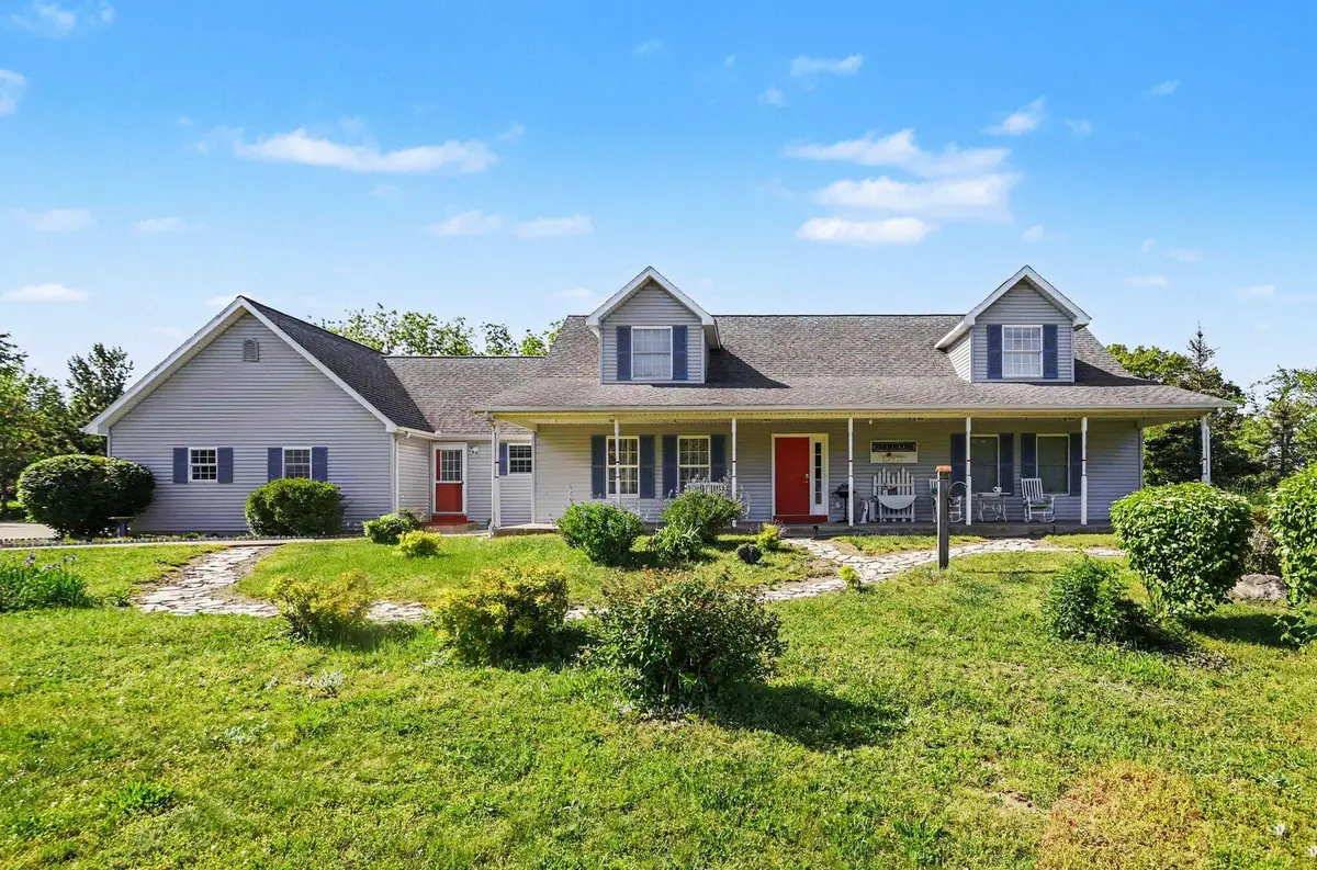 22680 Davis Lake Street, Edwardsburg, MI 49112 - #1
