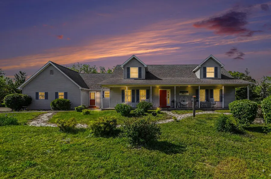 22680 Davis Lake Street, Edwardsburg, MI 49112 - #2