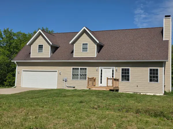 6717 Old Pipestone Road, EauClaire, MI 49111