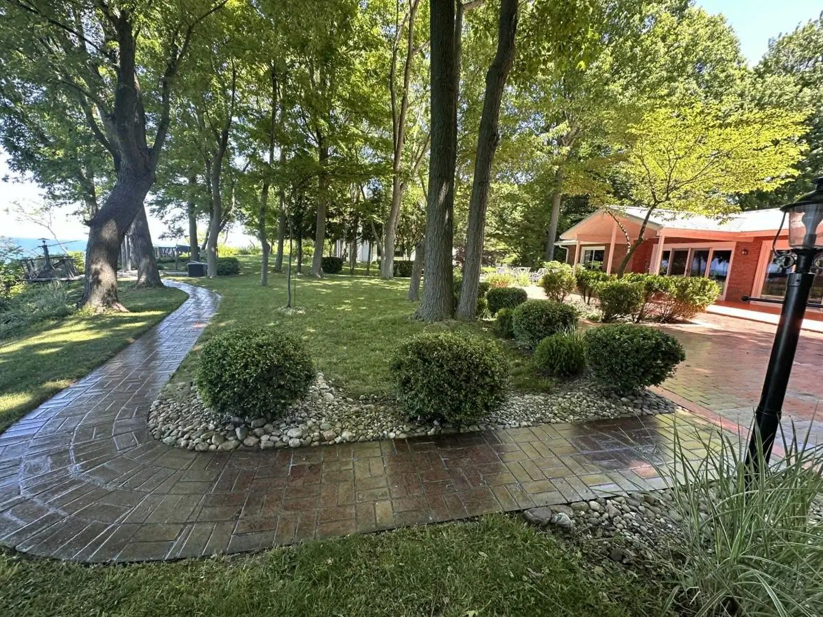 1716 W Benson Road, Benton, MI 49022 - #1