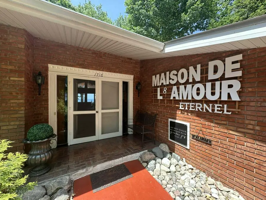 1716 W Benson Road, Benton, MI 49022 - #2