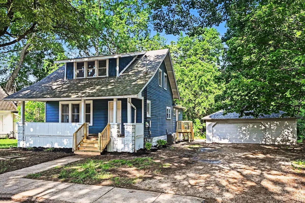 314 N 6th Street, Niles, MI 49120 - #1
