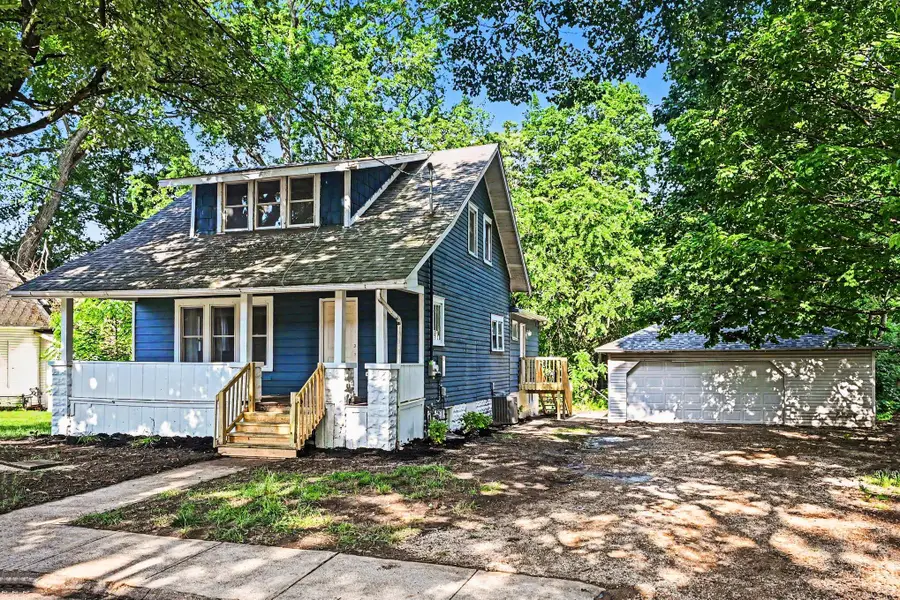 314 N 6th Street, Niles, MI 49120 - #3