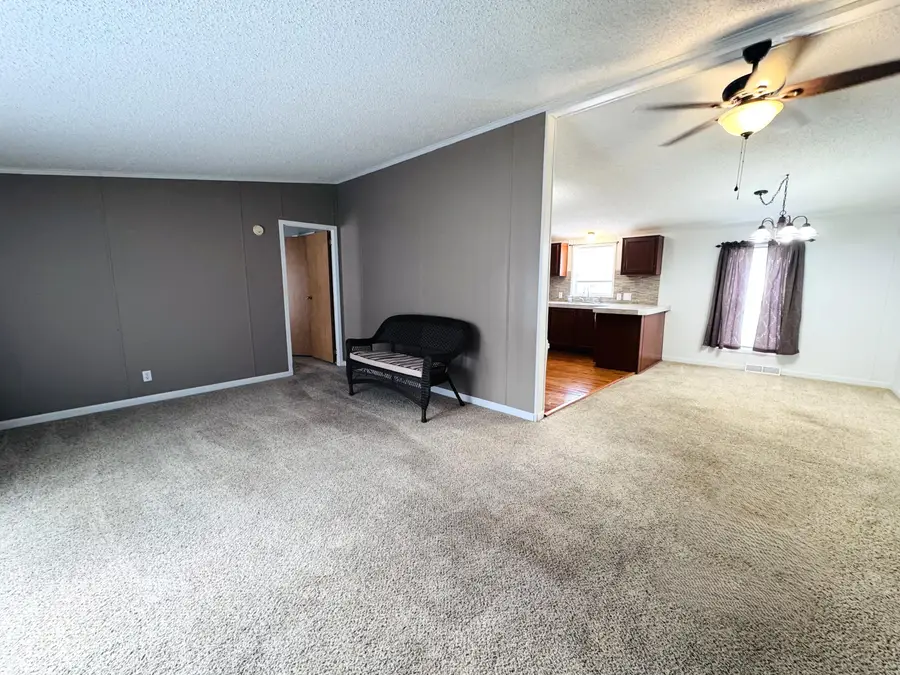 22 N Wildflower, Niles, MI 49120 - #2