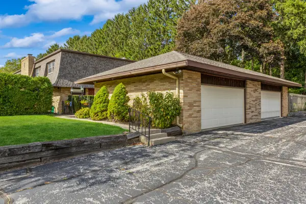 2727 S Lakeshore Drive Unit: C11, StJoseph, MI 49085