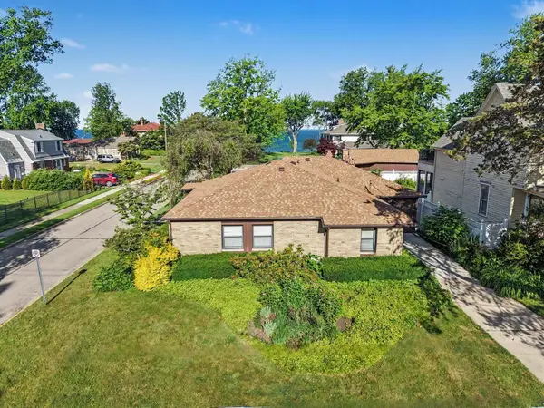 51 Pine Street, SouthHaven, MI 49090