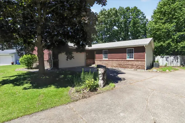 56800 Bow Drive, ThreeRivers, MI 49093