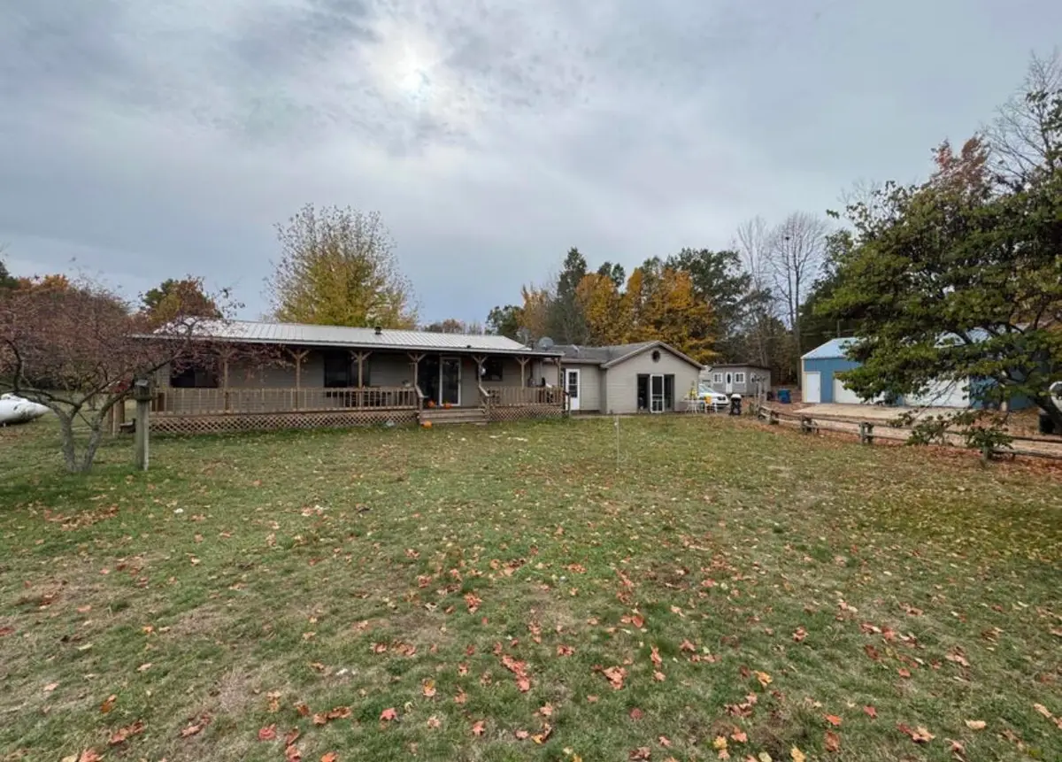 6846 104th Avenue, South Haven, MI 49090 - #1