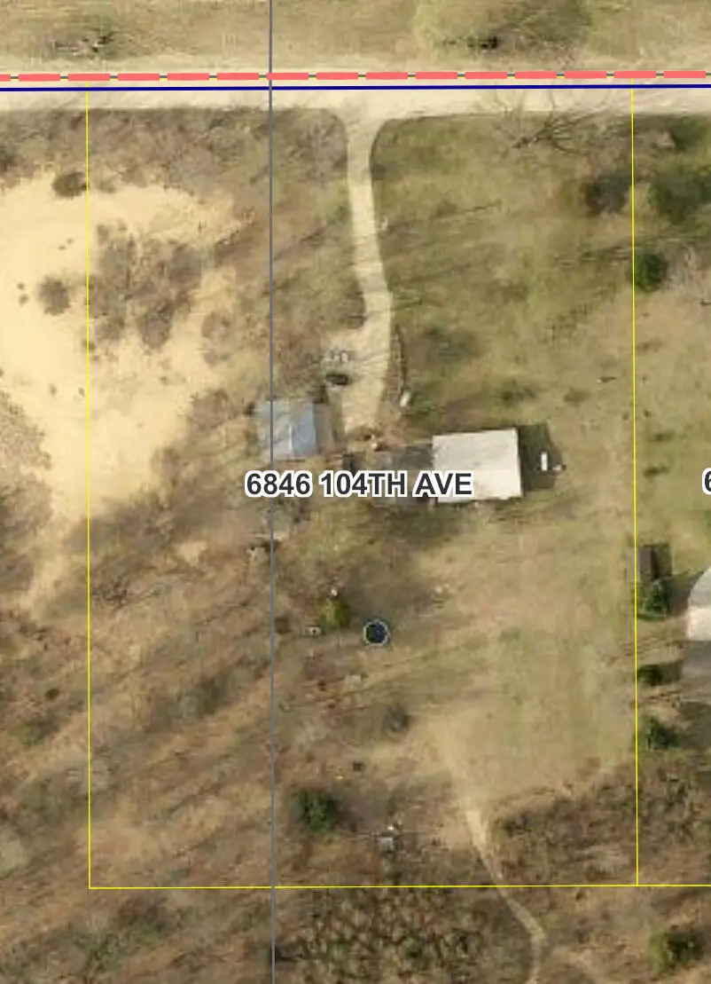 6846 104th Avenue, South Haven, MI 49090 - #2