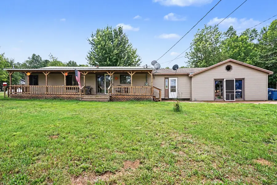 6846 104th Avenue, South Haven, MI 49090 - #3