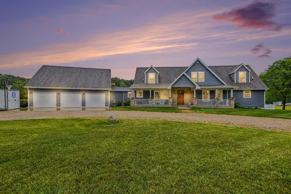 50790 Pleasant Street, Dowagiac, MI 49047