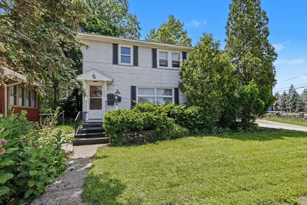 400 La Salle Avenue, StJoseph, MI 49085