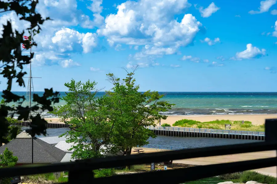 83 Michigan Avenue, South Haven, MI 49090 - #2