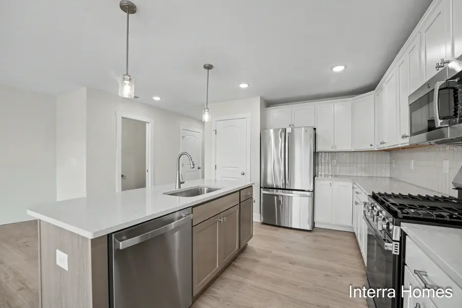 916 Indiana Avenue Unit: 15, South Haven, MI 49090 - #3