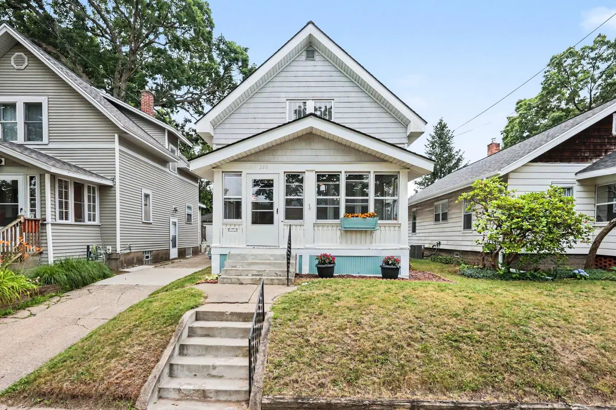 326 Dean Street NE, Grand Rapids, MI 49505 - #1