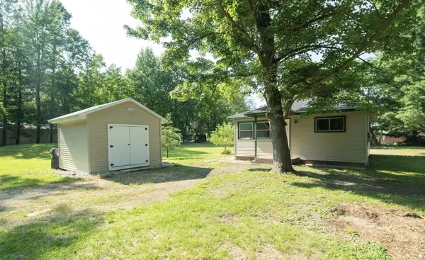 46860 Sycamore Drive, Bangor, MI 49013
