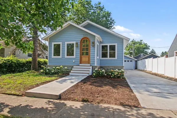 510 Lyon Street, SouthHaven, MI 49090