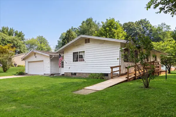 441 E Parsons Avenue, Watervliet, MI 49098