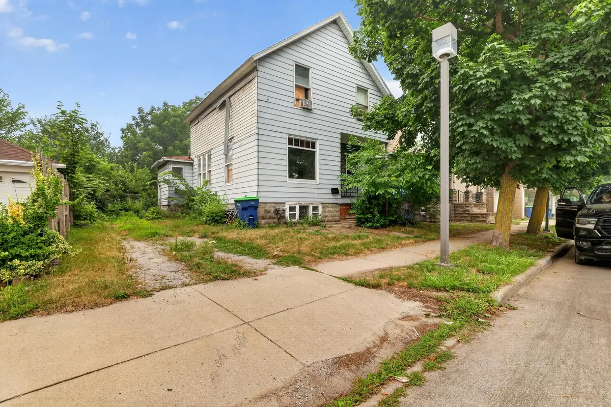 909 N Johnson Street, Bay City, MI 48708 - #1